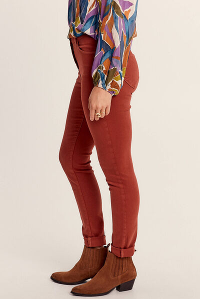 Jean magique ajusté taille standard marron cognac femme