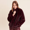 Manteau en fausse fourrure col montant bordeaux femme