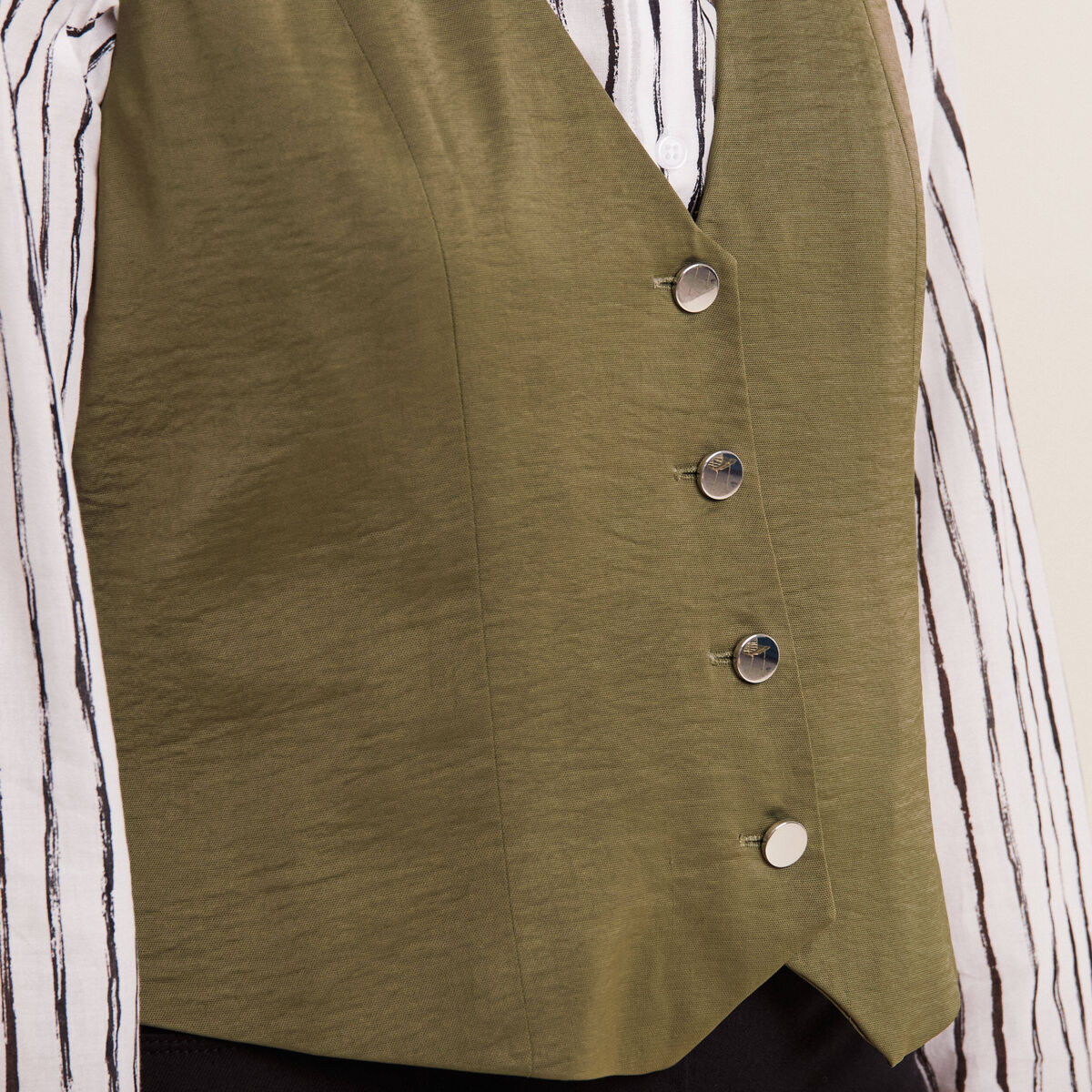 Veston sans manches satin vert olive femme