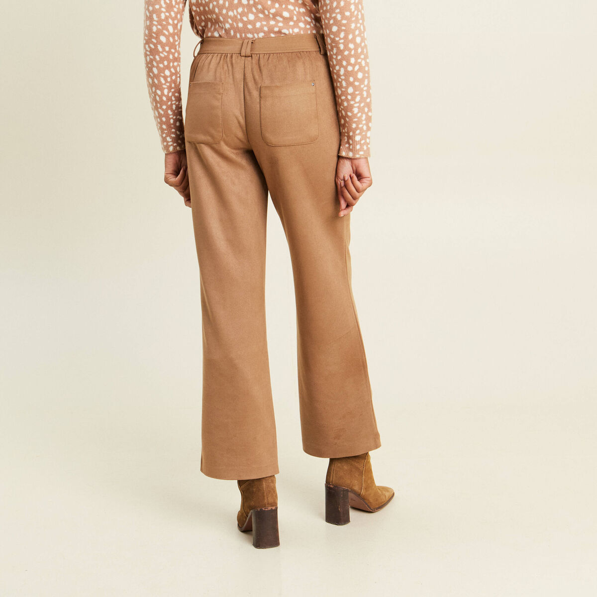 Pantalon aspect daim marron femme