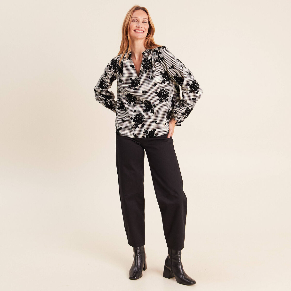 Blouse col v manches longues bleu femme