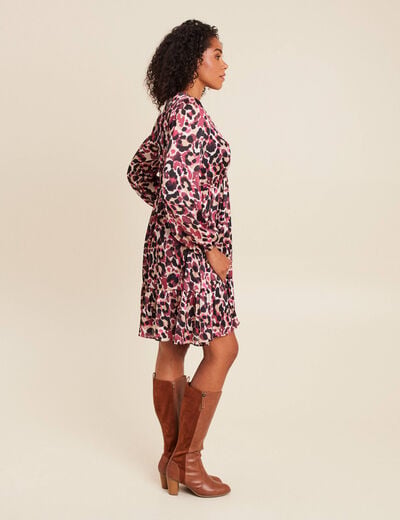 Robe courte &eacute;vas&eacute;e col v manches longues rose femme