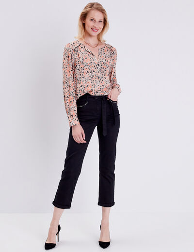 Jean droit détails bijoux noir femme