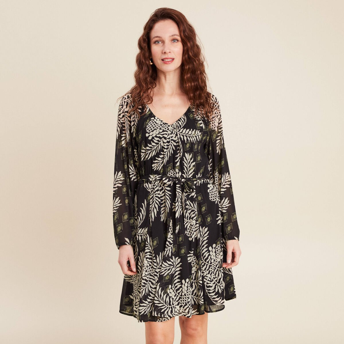 Robe évasée manches 3/4 noir femme