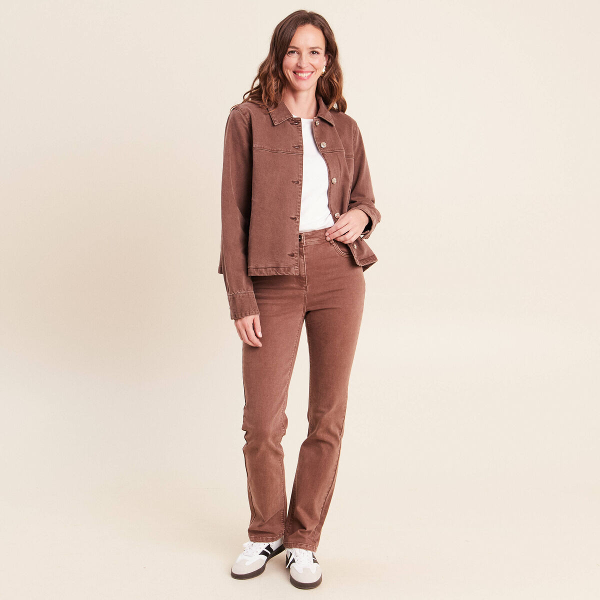 Jean coupe droite taille haute marron clair femme