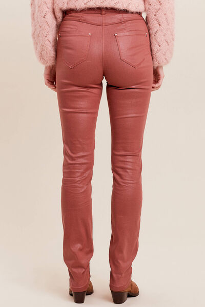 Pantalon ajusté enduit marron cognac femme