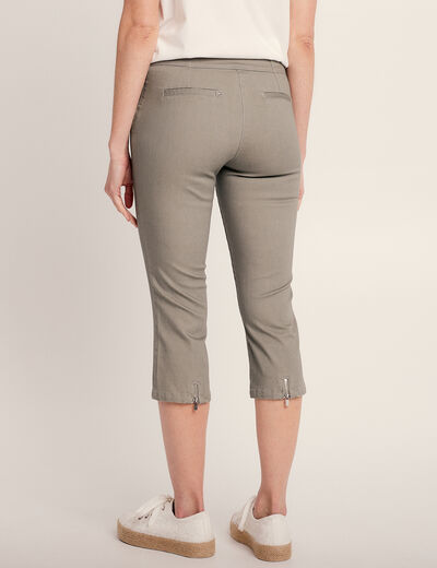 Pantacourt ajusté vert clair femme