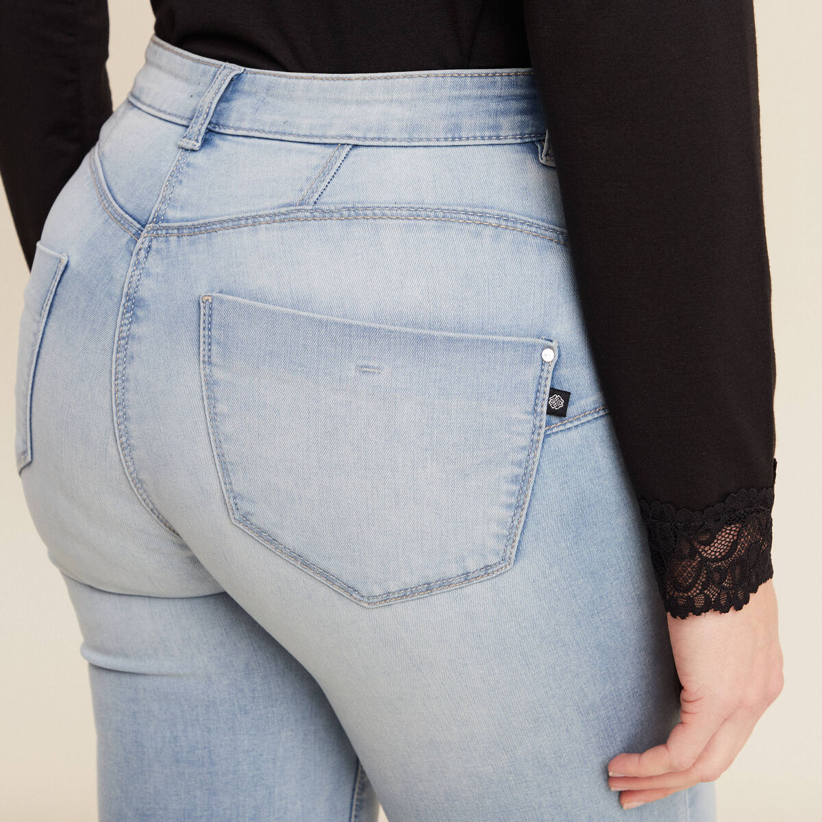 Jean ajusté taille standard long denim baby bleu femme