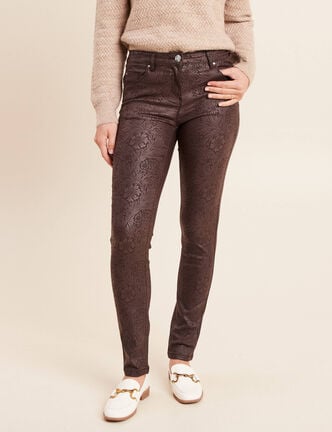 Pantalon coupe ajust&eacute;e enduit marron femme