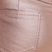 Pantalon iris&eacute; en similicuir marron fonc&eacute; femme