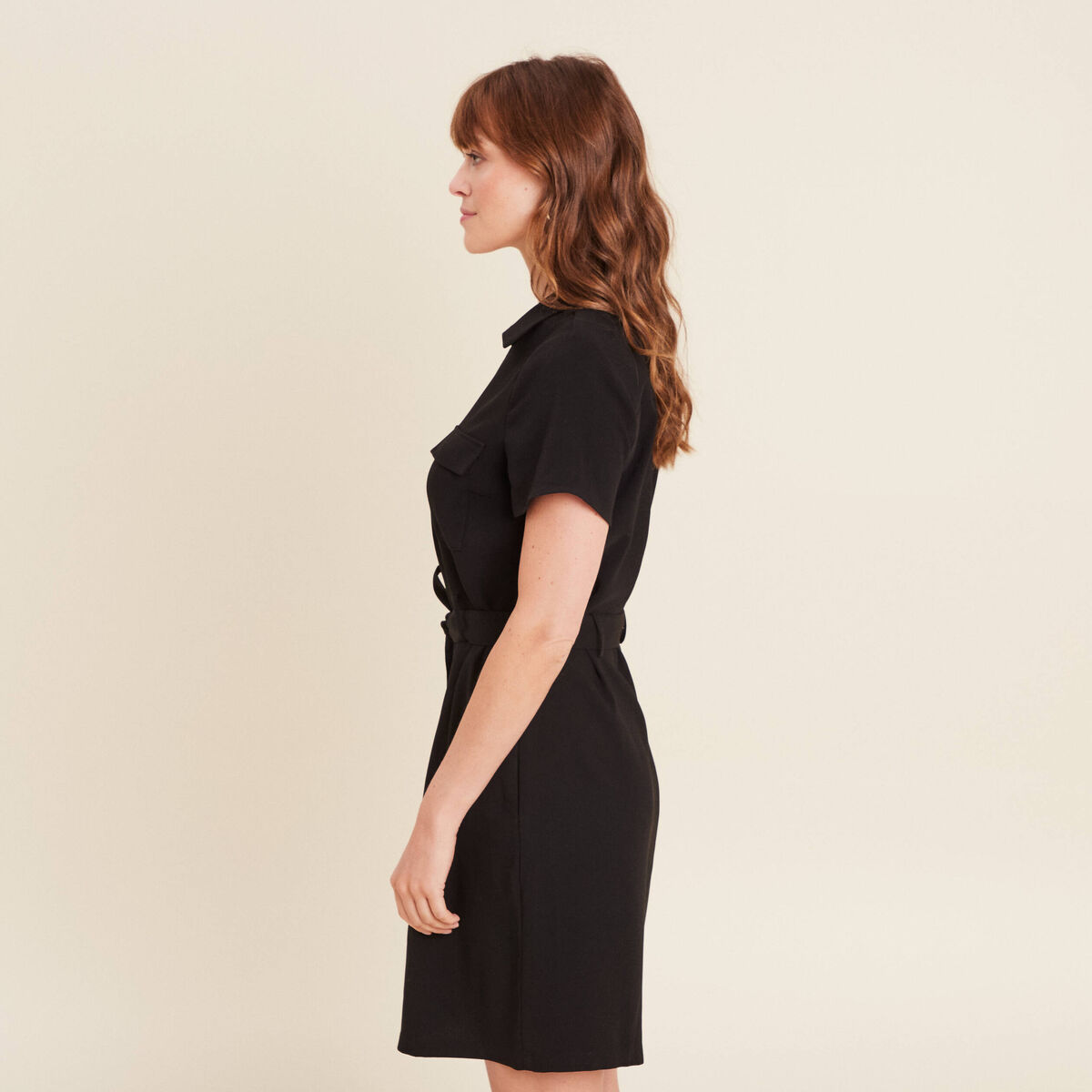 Robe courte manches courtes noir femme