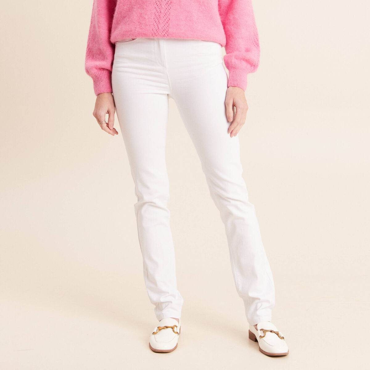 Jean coupe ajust&eacute;e long blanc femme