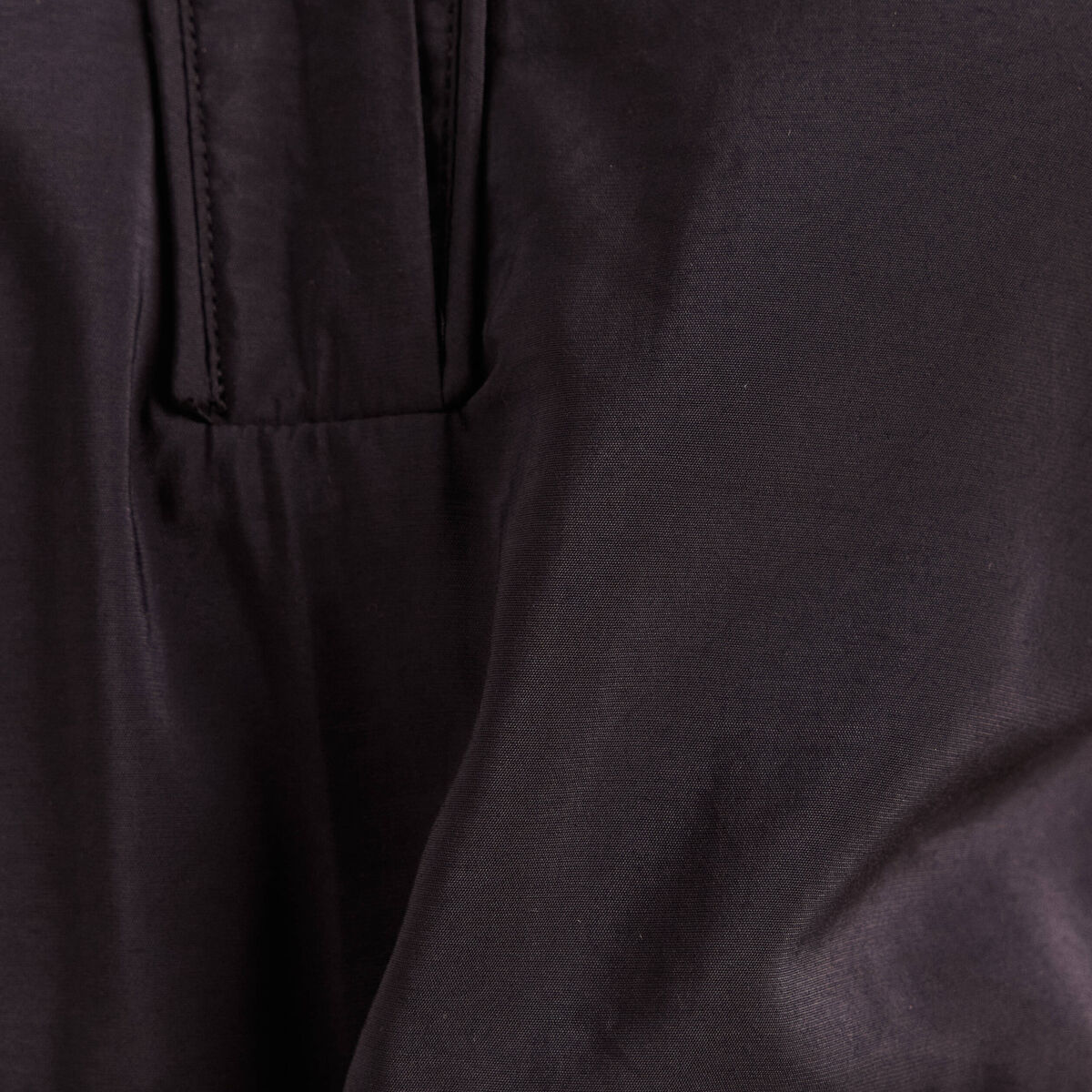 Robe &eacute;vas&eacute;e 3/4 sans manches ceinture noir femme