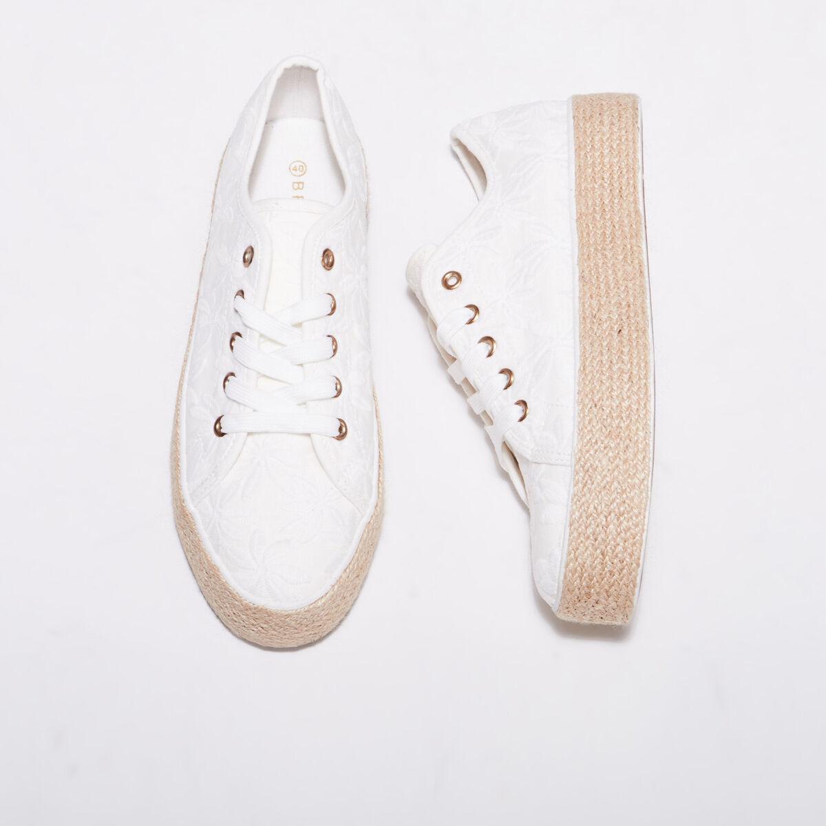 Tennis plateformes &agrave; lacets ecru femme