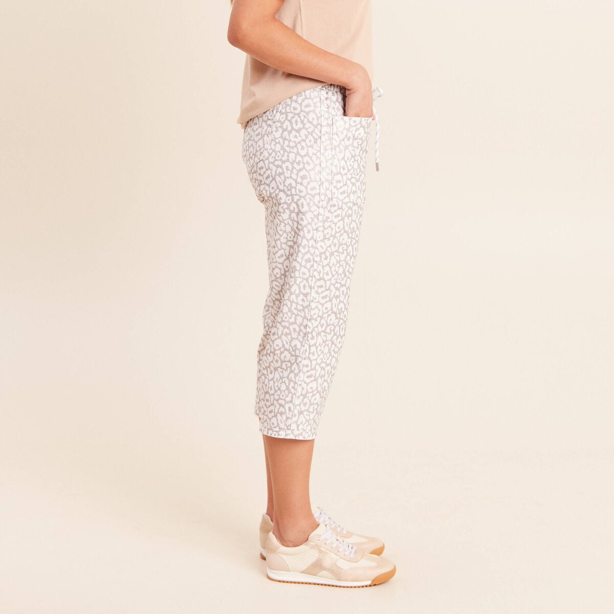 Pantacourt r&eacute;versible boyfriend blanc femme
