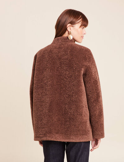 Manteau droit court en bouclette marron fonc&eacute; femme