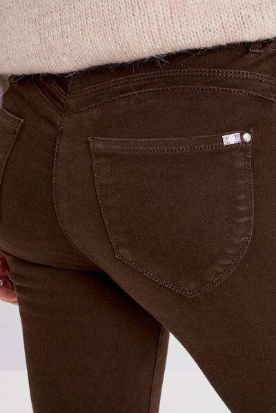 Jean magique ajusté taille standard marron foncé femme