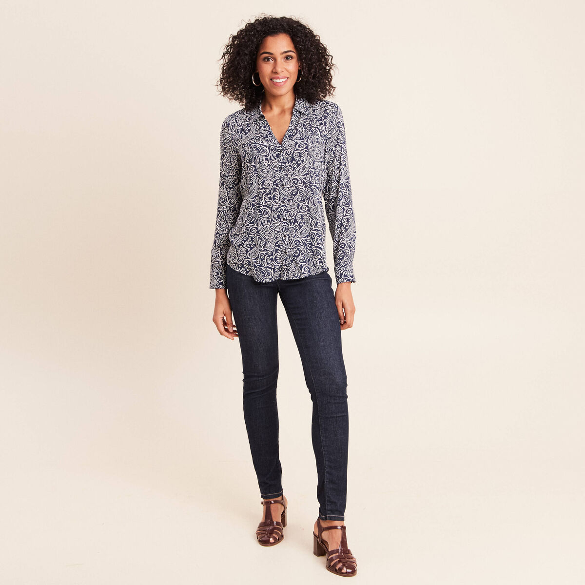 Chemise cintr&eacute;e manches longues bleu femme