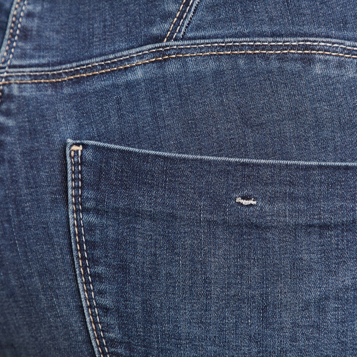 Jean coupe ajust&eacute;e long denim brut femme
