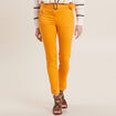 Pantalon ajust&eacute; 7/8&egrave;me jaune moutarde femme
