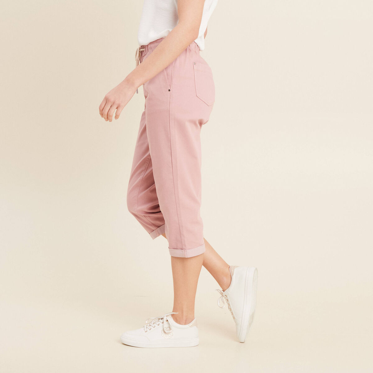 Pantacourt coupe mom large rose pastel femme
