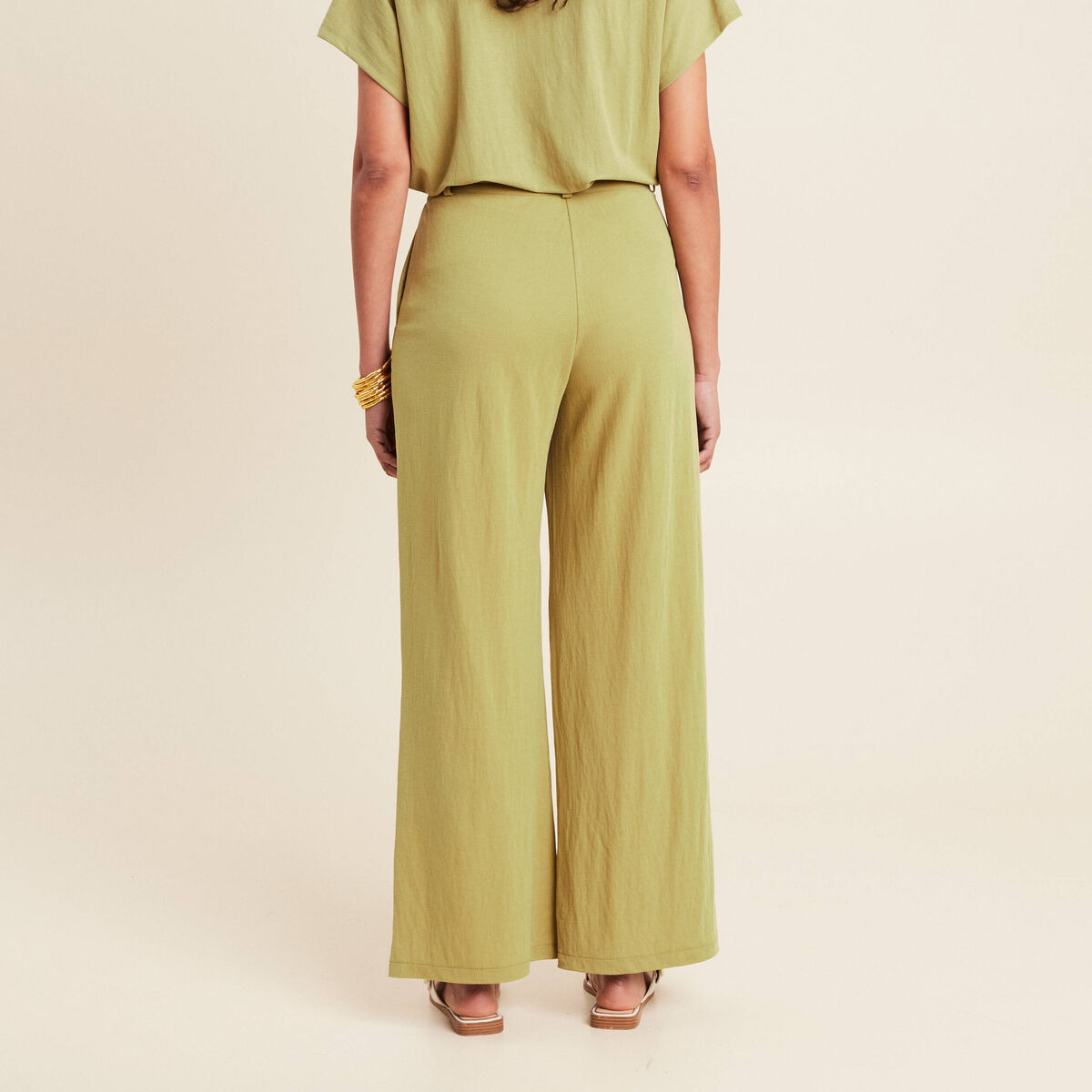 Pantalon fluide taille haute vert olive femme