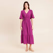Robe &eacute;vas&eacute;e col v longueur genou violet clair femme