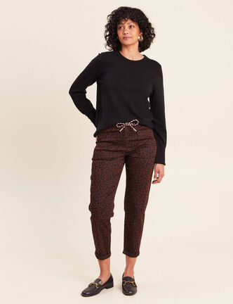 Pull droit col rond manches longues noir femme