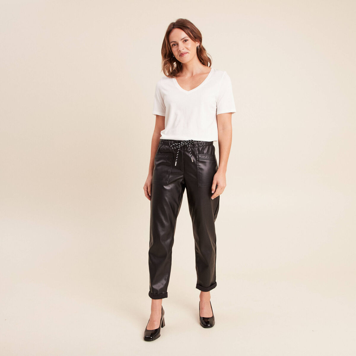 Pantalon coupe mom simili cuir noir femme