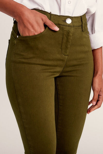 Jean magique ajusté taille standard vert kaki femme