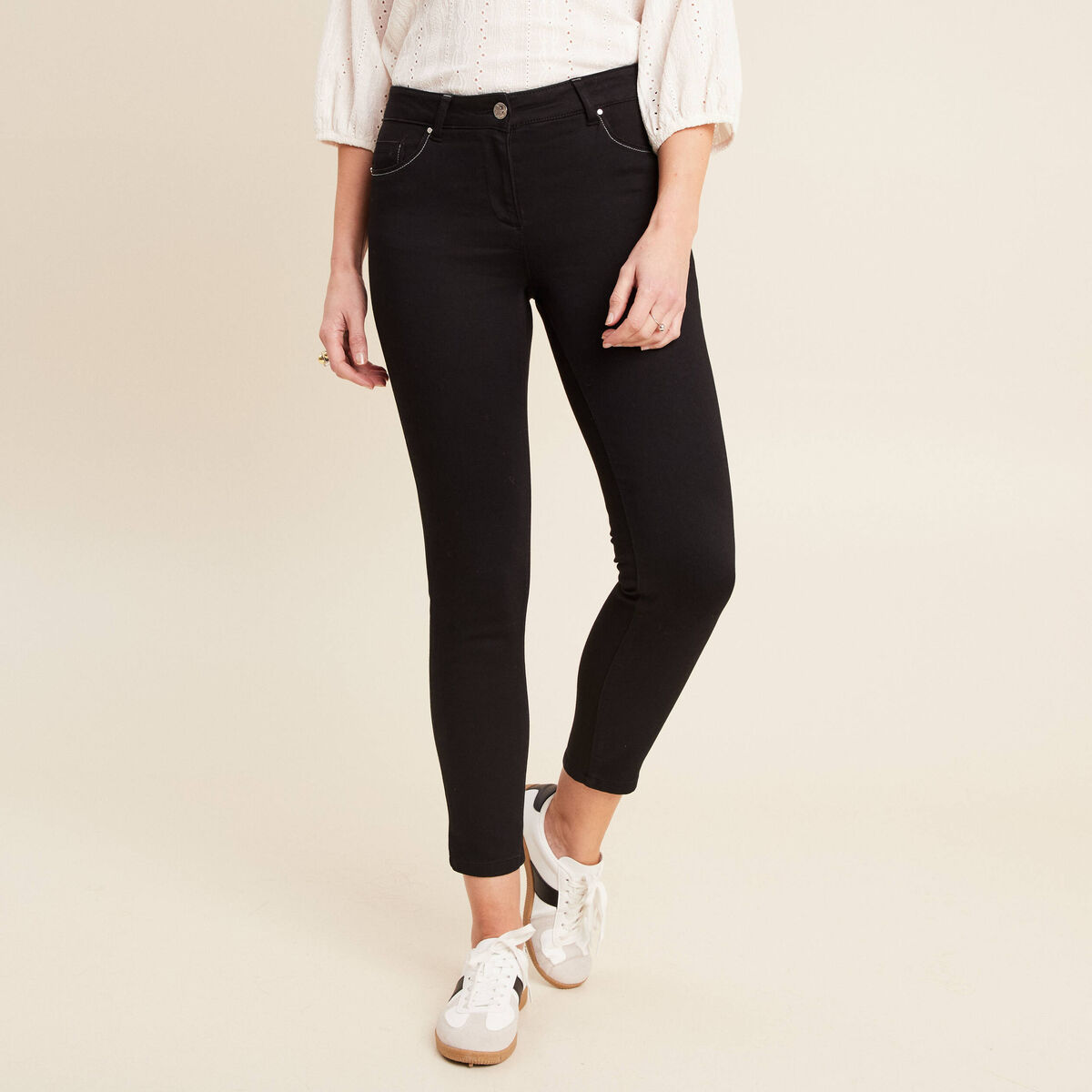 Jean ajusté 7/8ème effet bi-matière noir femme