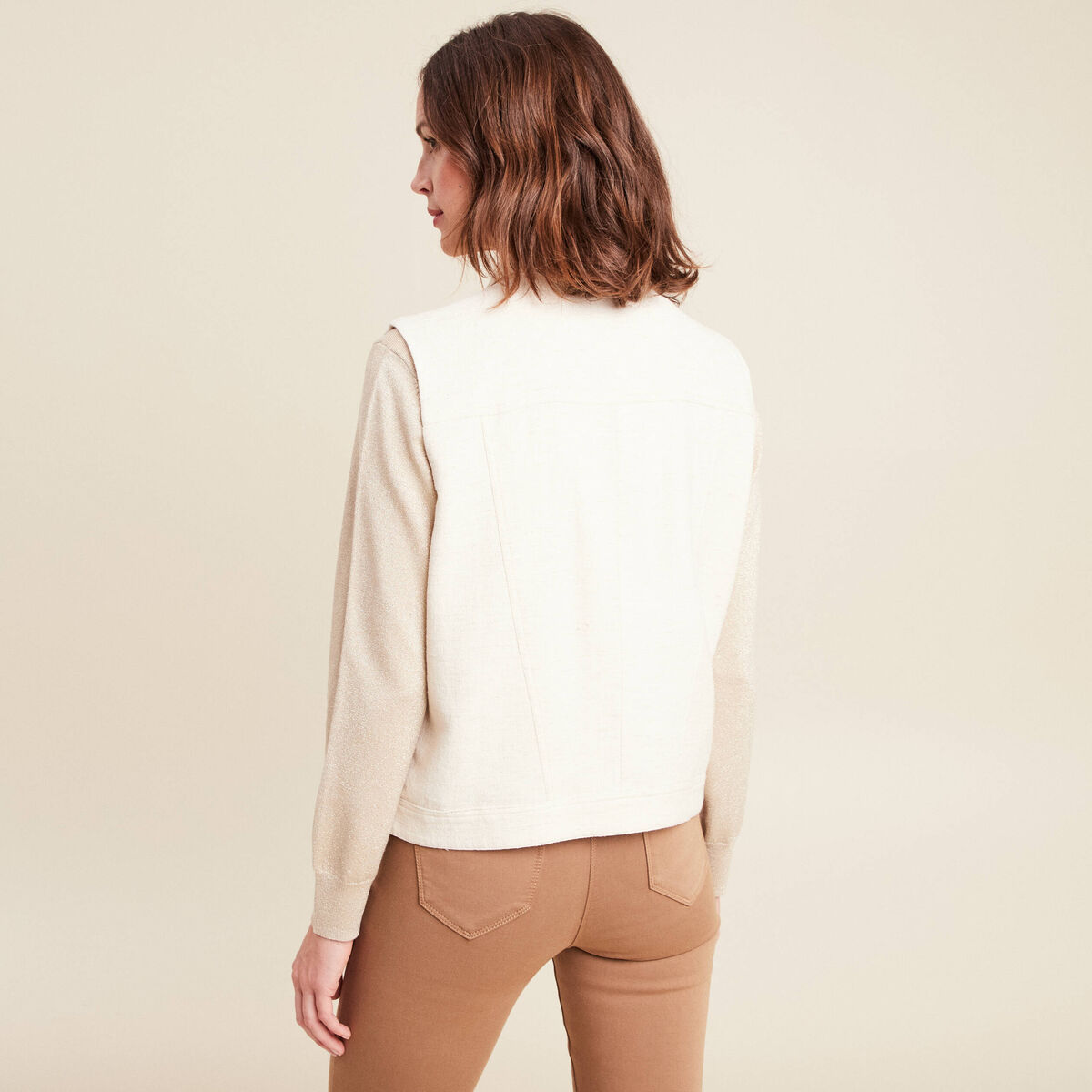 Blouson sans manches cintr&eacute; ecru femme