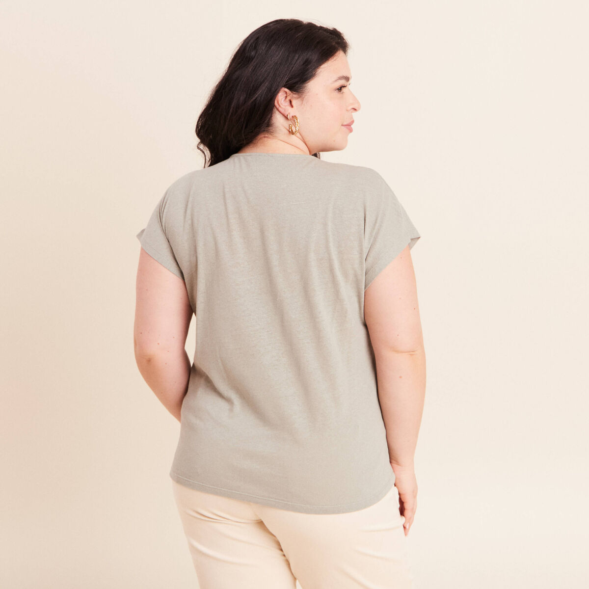 T-shirt col v manches courtes aspect lin vert clair femme