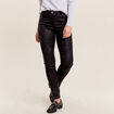 Pantalon ajusté enduit denim noir femme