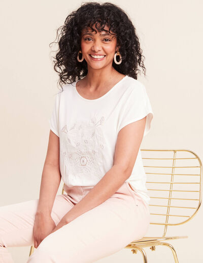 T-shirt col rond manches courtes brod&eacute; ecru femme