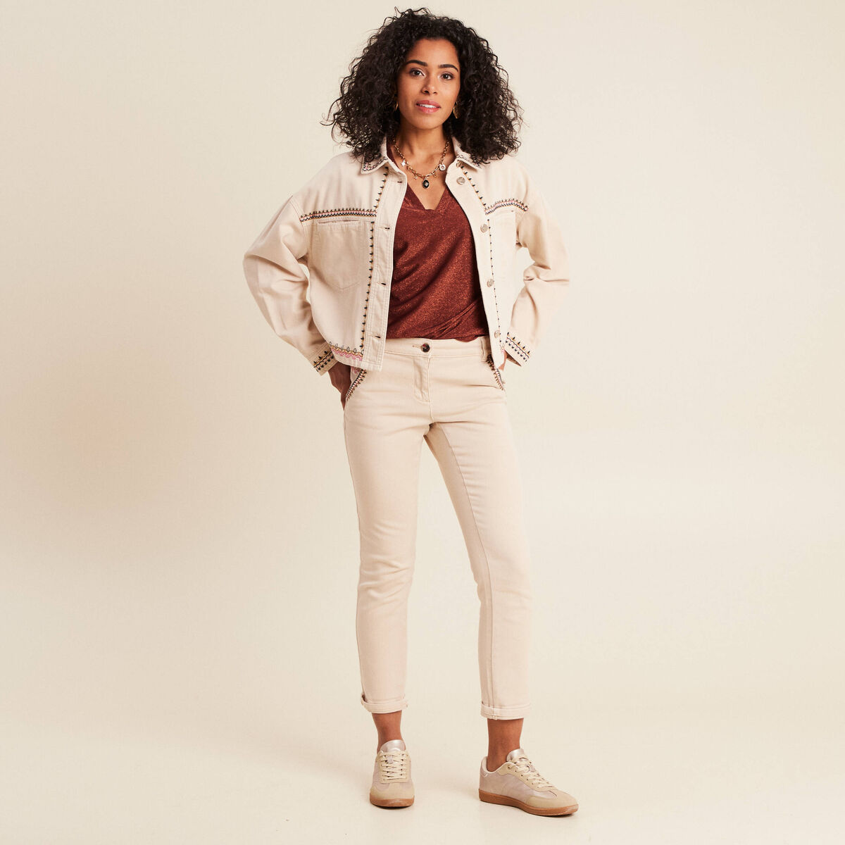 Veste en jean brod&eacute;e denim beige femme