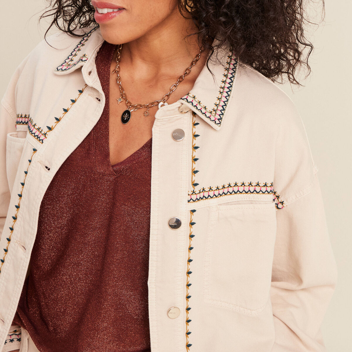 Veste en jean brod&eacute;e denim beige femme