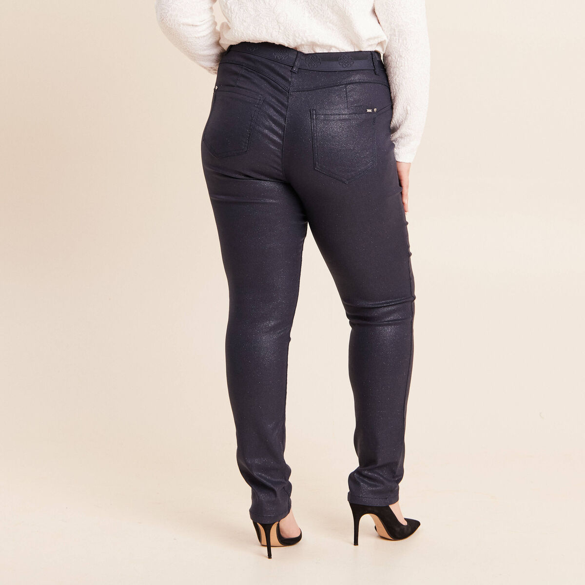 Pantalon iris&eacute; en similicuir bleu fonc&eacute; femme
