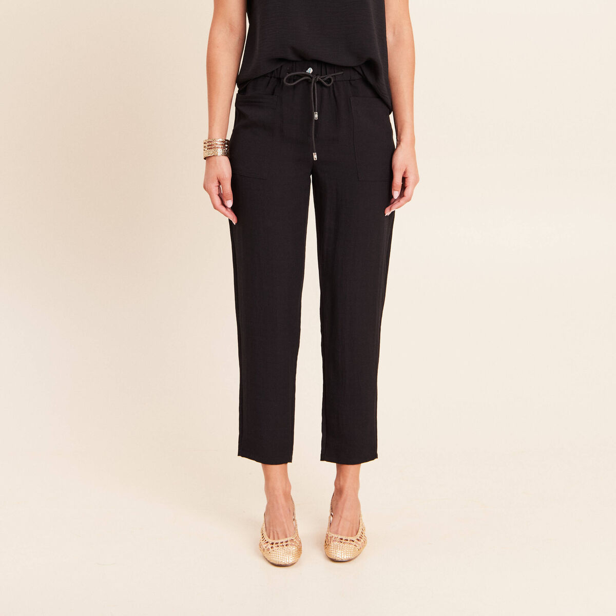 Pantalon mom 7/8&egrave;me en coton noir femme