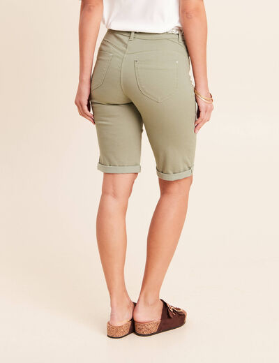 Bermuda ajust&eacute; ceintur&eacute; vert clair femme