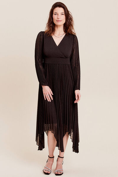 Robe longue évasée plissée noir femme