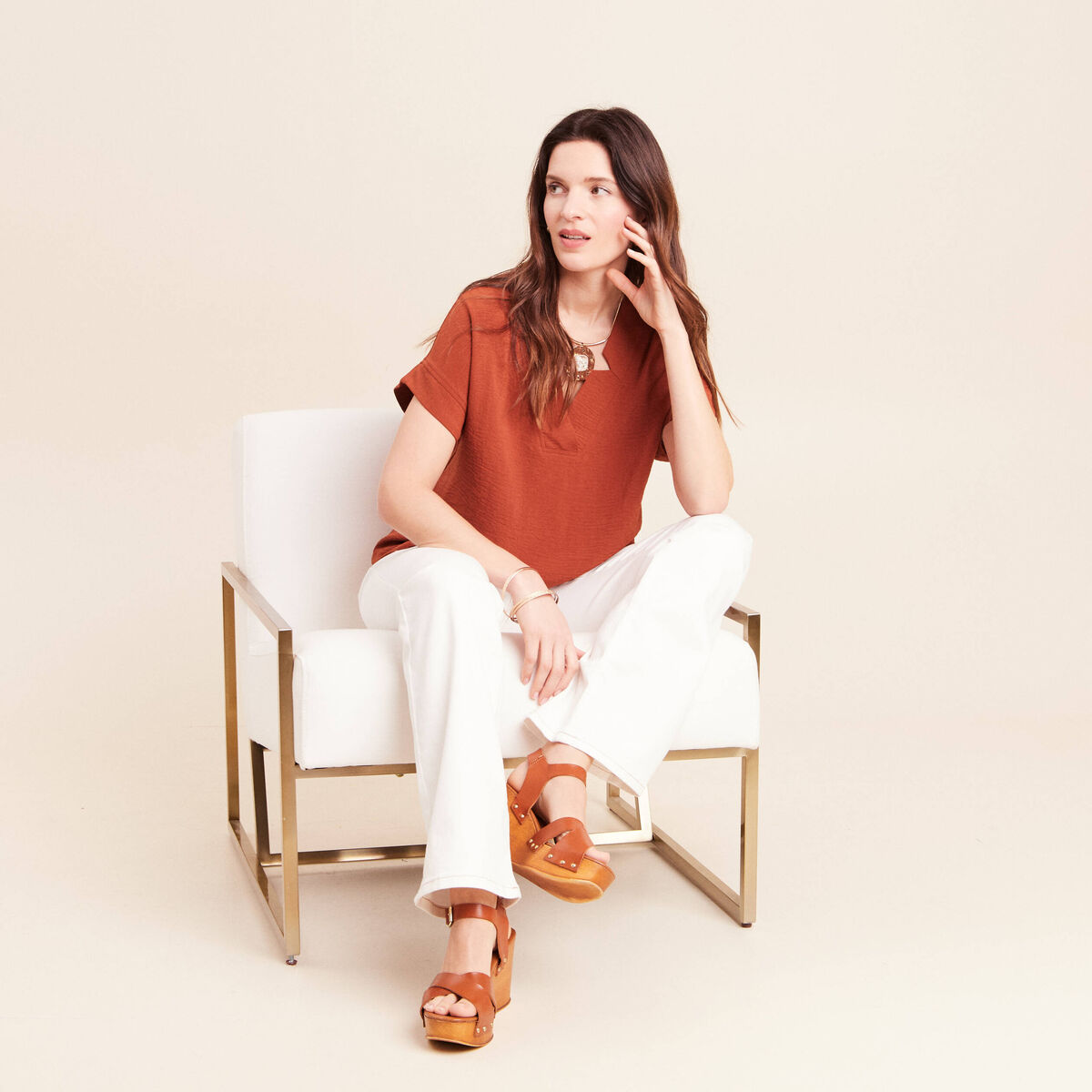 Blouse fluide manches courtes marron fonc&eacute; femme
