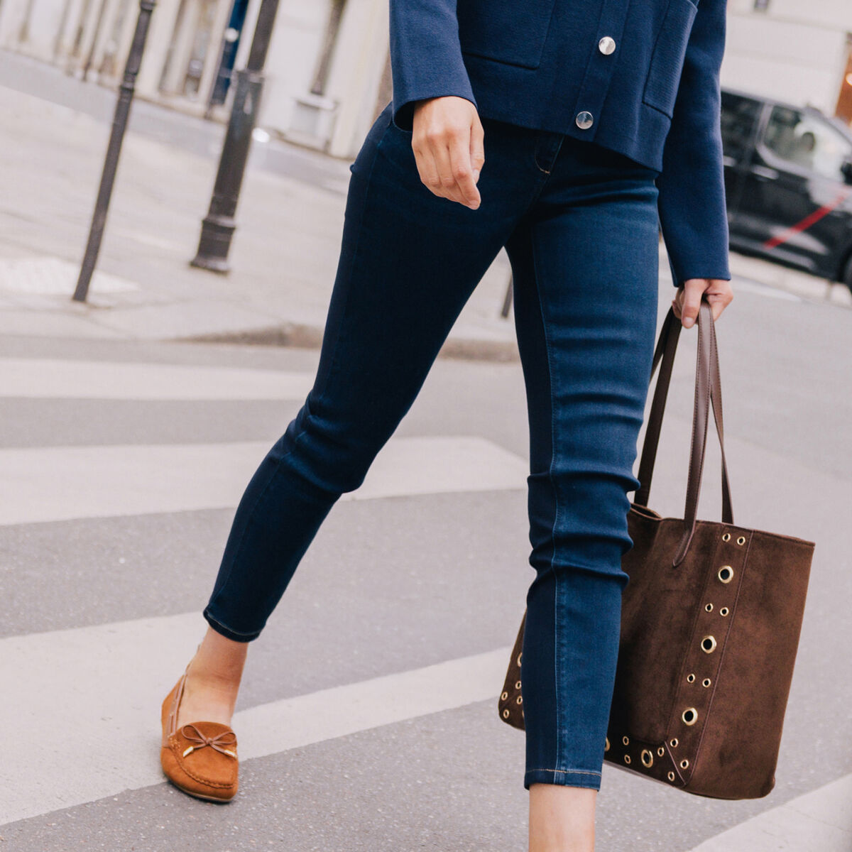 Jean coupe ajust&eacute;e effet bi-mati&egrave;re denim brut femme