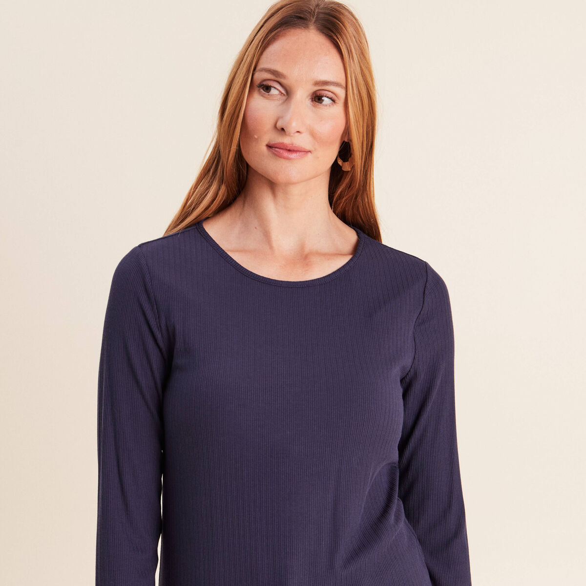 T-shirt ajust&eacute; col rond manches longues bleu marine femme