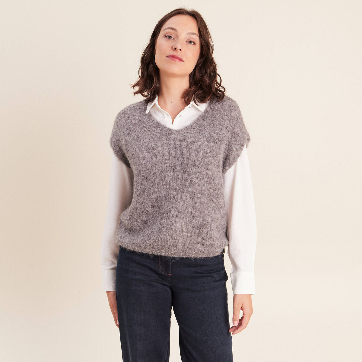 Pull sans manches gris fonc&eacute; femme