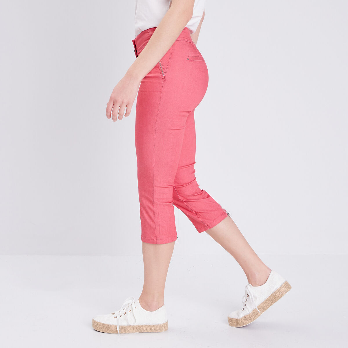Pantacourt ajust&eacute; vieux rose femme