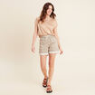 Short large taille &eacute;lastiqu&eacute;e blanc femme