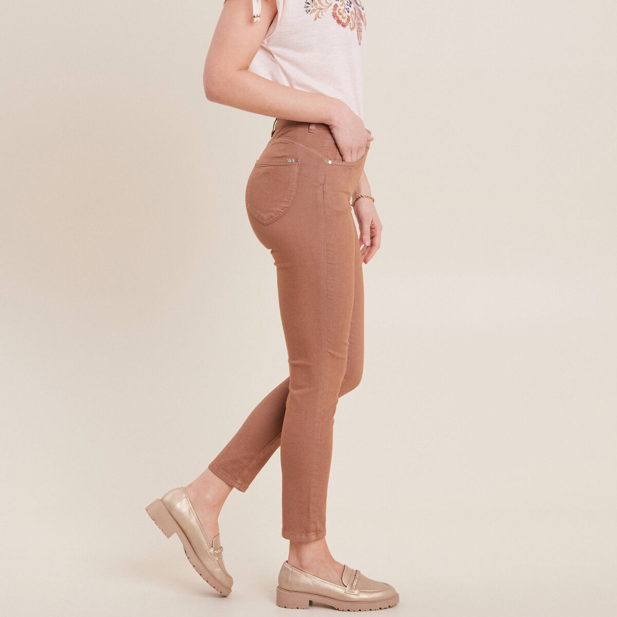 Pantalon léger taille standard 7/8ème marron femme