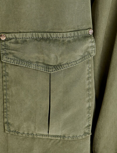 Veste droite boutonnée vert kaki femme