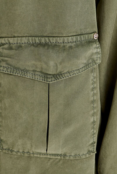 Veste droite boutonnée vert kaki femme